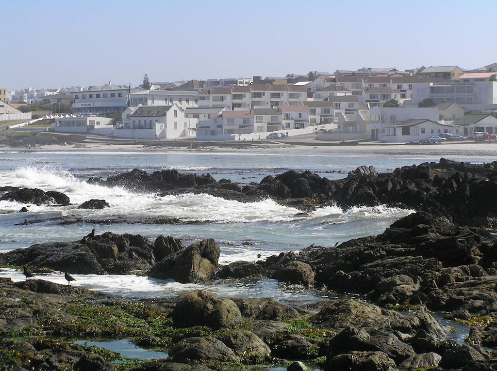 Small Bay Guest House Bloubergstrand Room photo